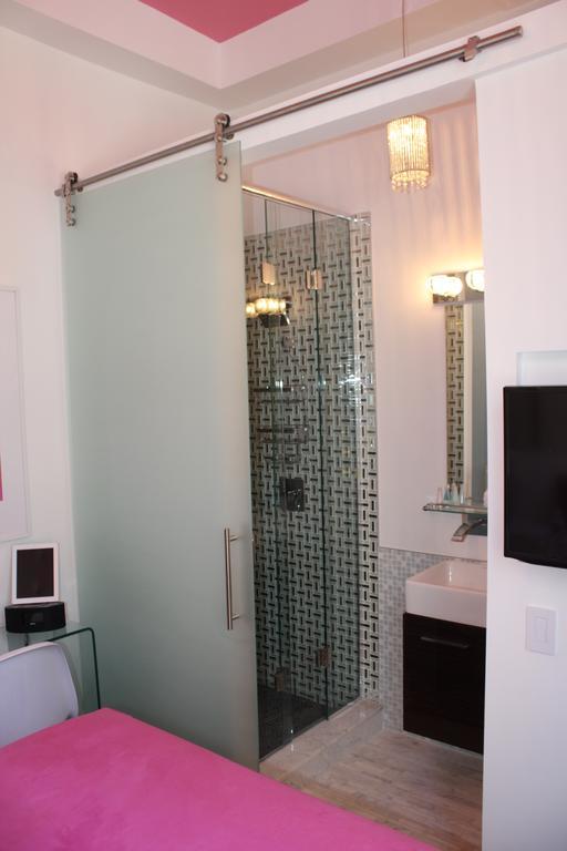 Baystreet Hotel/Motel Toronto Phòng bức ảnh