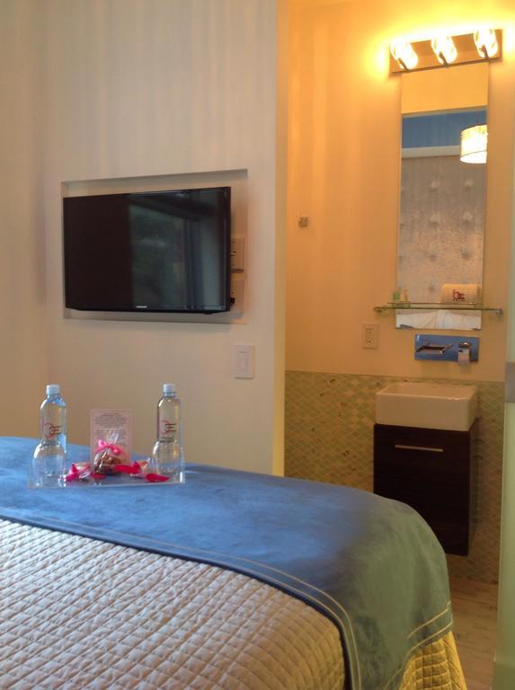 Baystreet Hotel/Motel Toronto Phòng bức ảnh