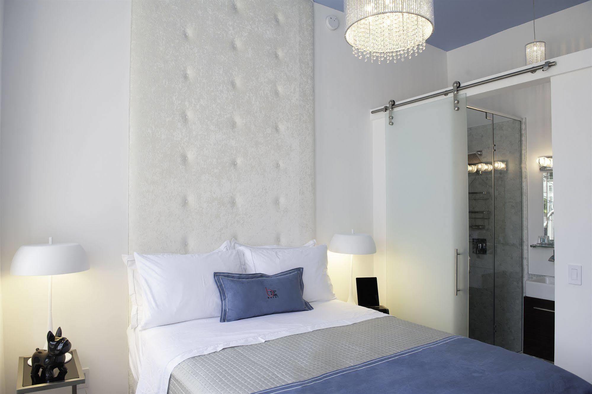 Baystreet Hotel/Motel Toronto Ngoại thất bức ảnh