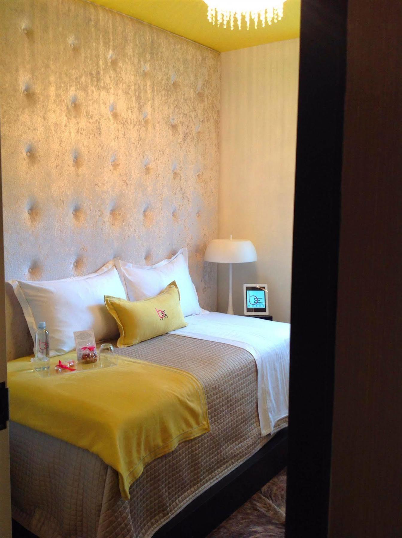 Baystreet Hotel/Motel Toronto Ngoại thất bức ảnh